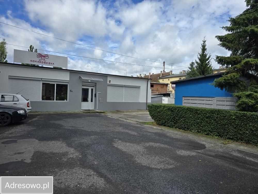 Lokal Police, ul. gen. Władysława Sikorskiego. Zdjęcie 4