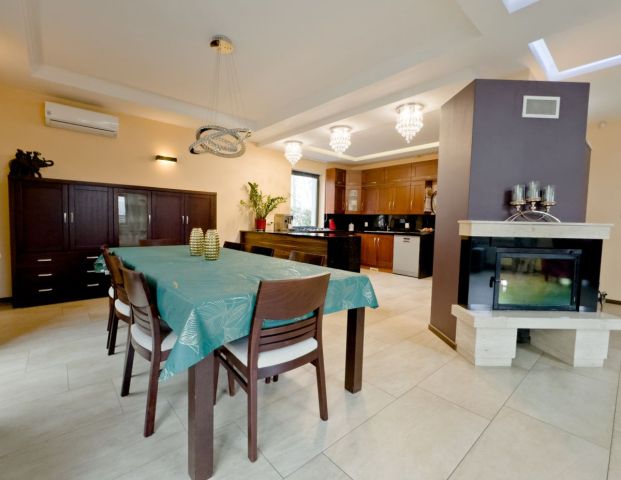 dom wolnostojący, 7 pokoi Stare Babice, ul. Koczarska. Zdjęcie 14