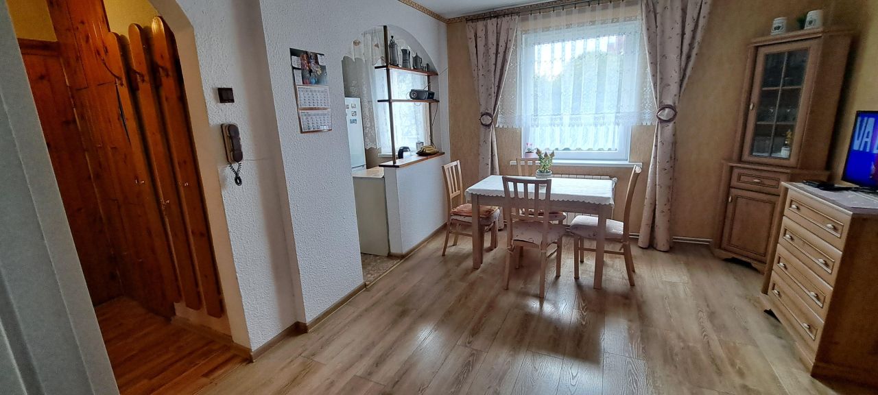 Mieszkanie 3-pokojowe Wałbrzych Biały Kamień, ul. Ludowa. Zdjęcie 4