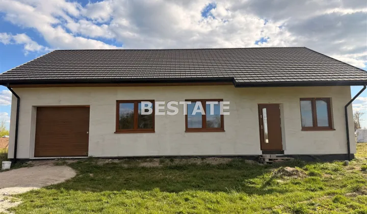 dom wolnostojący, 4 pokoje Wodzierady