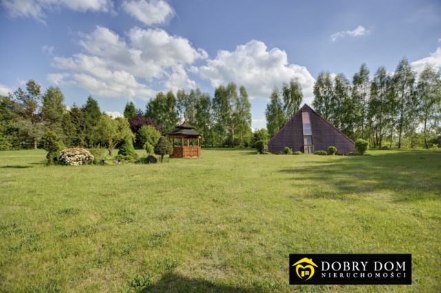 dom wolnostojący, 11 pokoi Kaniuki. Zdjęcie 9