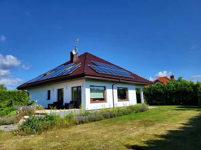 dom wolnostojący, 6 pokoi Stare Krasnodęby, ul. Jastrzębia. Zdjęcie 1