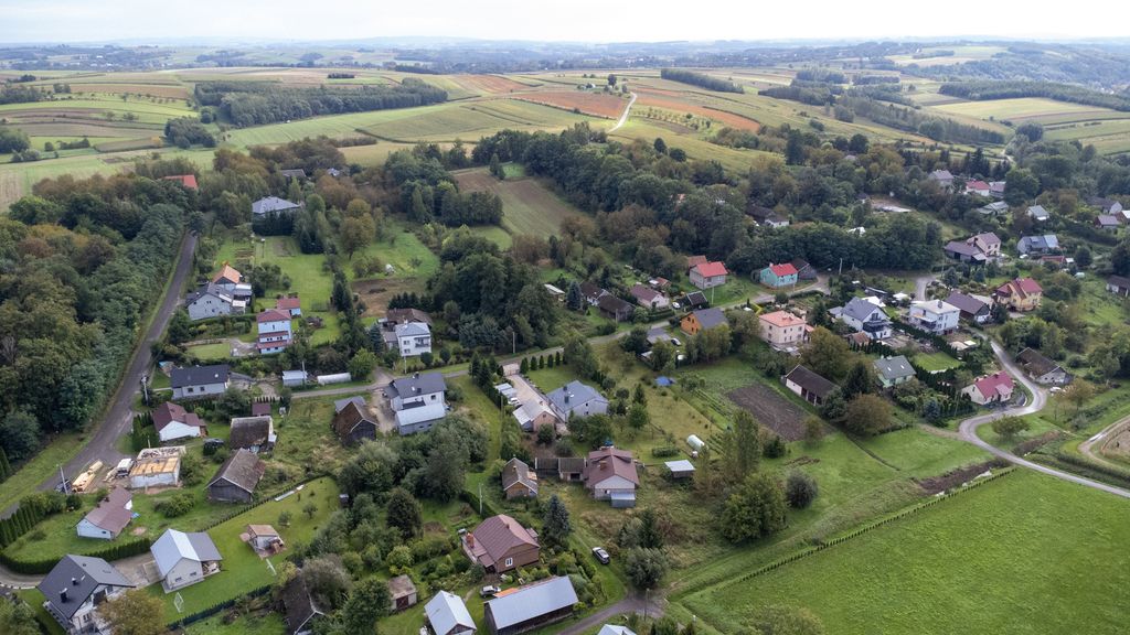 dom wolnostojący, 6 pokoi Łopuszka Mała. Zdjęcie 9