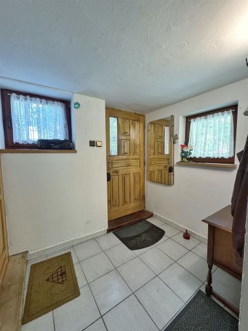 dom wolnostojący, 10 pokoi Berest. Zdjęcie 23