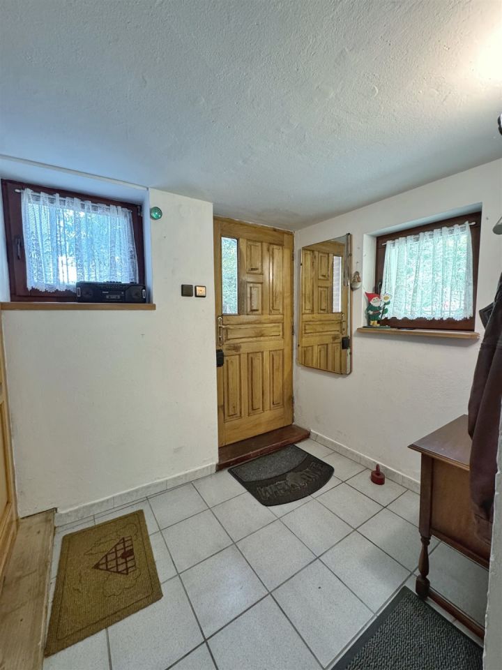 dom wolnostojący, 10 pokoi Berest. Zdjęcie 23