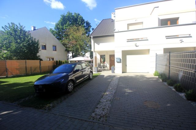 bliźniak, 3 pokoje Długołęka. Zdjęcie 1