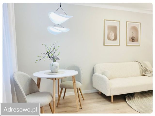 Mieszkanie 2-pokojowe Kraków Ugorek, ul. Fiołkowa. Zdjęcie 1