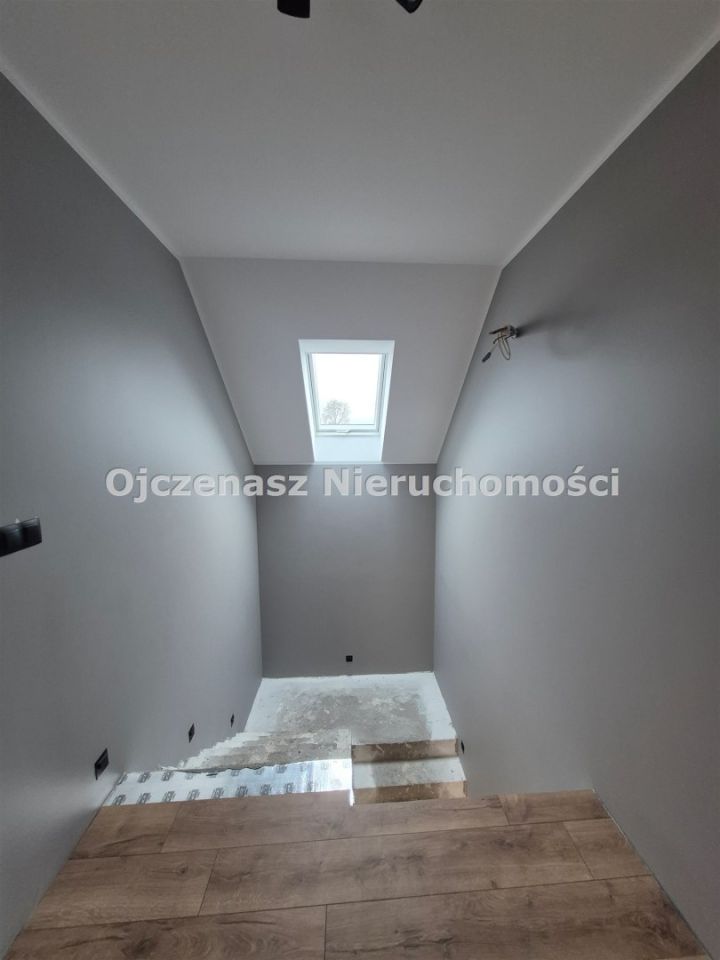 dom wolnostojący, 5 pokoi Dobrcz. Zdjęcie 7