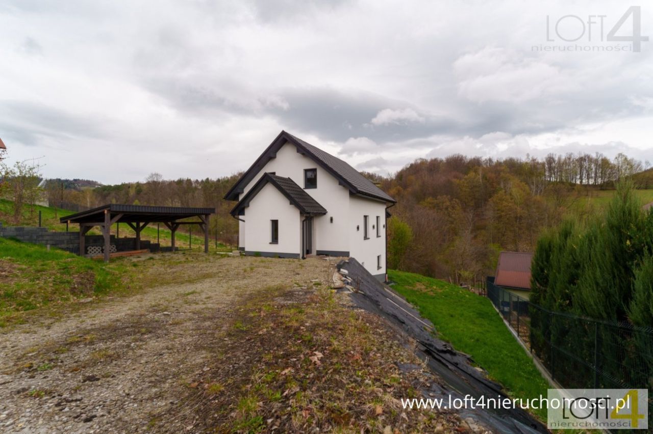 dom wolnostojący, 7 pokoi Laskowa. Zdjęcie 2