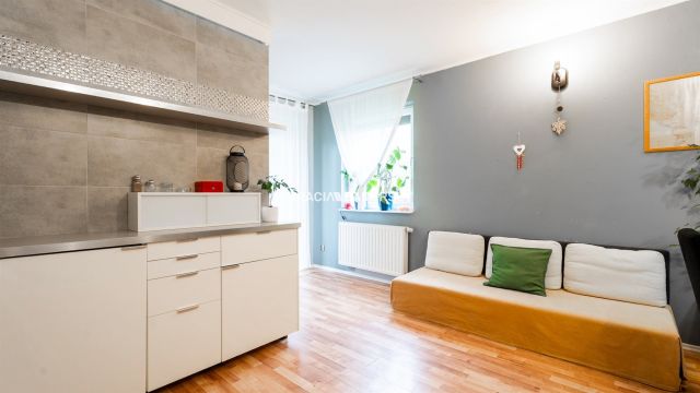 Mieszkanie 1-pokojowe Kraków, os. Złota Podkowa. Zdjęcie 3