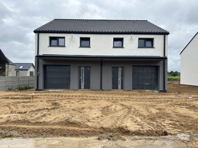 bliźniak, 5 pokoi Załom, Wrzosowa. Zdjęcie 1