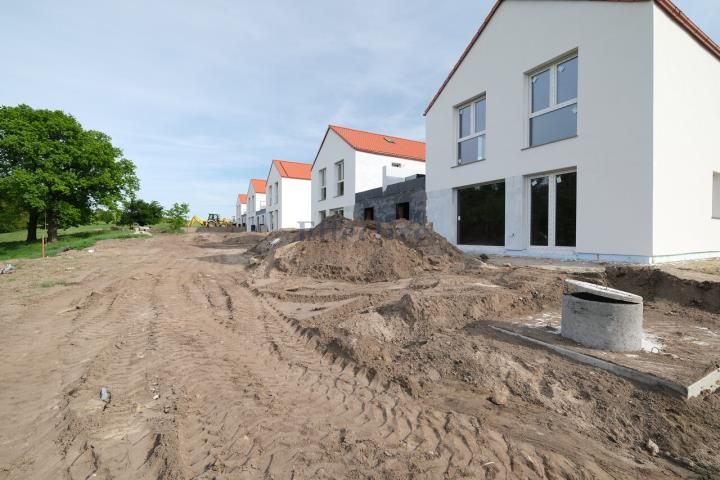 bliźniak, 5 pokoi Przedmoście. Zdjęcie 3