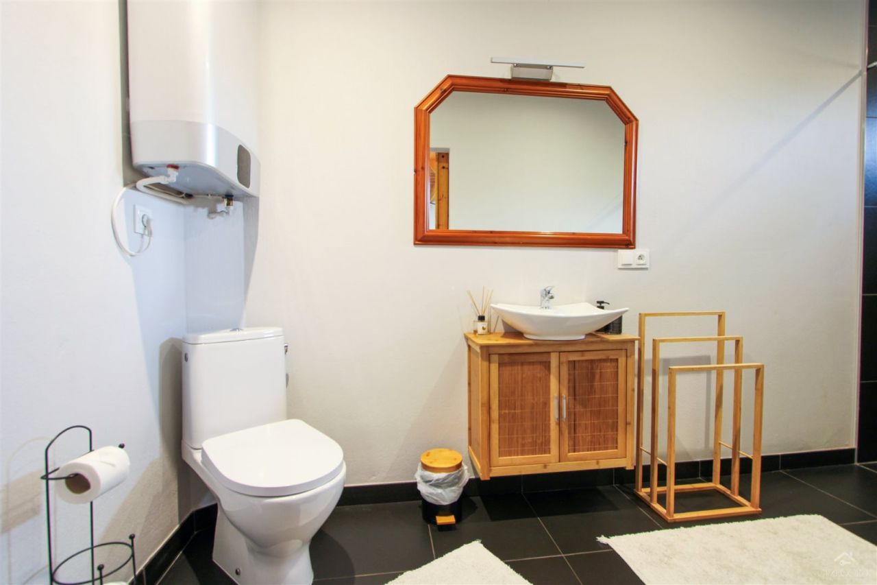 dom wolnostojący, 5 pokoi Budne. Zdjęcie 30