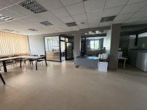 Biuro Rzeszów, ul. Połonińska. Zdjęcie 3