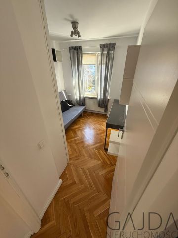 Mieszkanie 3-pokojowe Poznań Nowe Miasto, ul. Warszawska. Zdjęcie 2