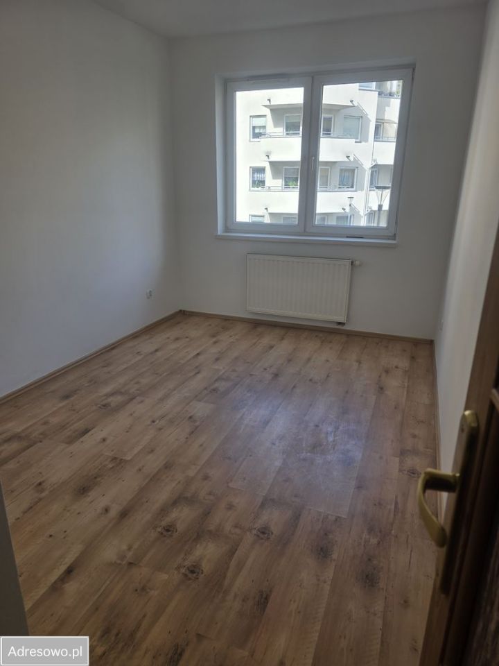 Mieszkanie 2-pokojowe Kraków Mistrzejowice, os. Piastów. Zdjęcie 4