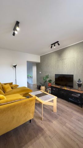 Mieszkanie 3-pokojowe Trzcianka Centrum, ul. Grunwaldzka. Zdjęcie 1