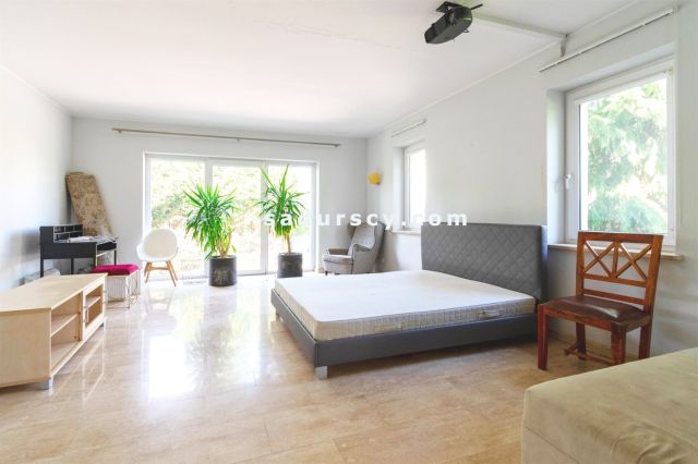 dom wolnostojący, 8 pokoi Piaseczno Chyliczki. Zdjęcie 1