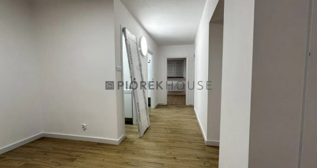 Mieszkanie 4-pokojowe Warszawa Targówek, ul. św. Wincentego. Zdjęcie 2