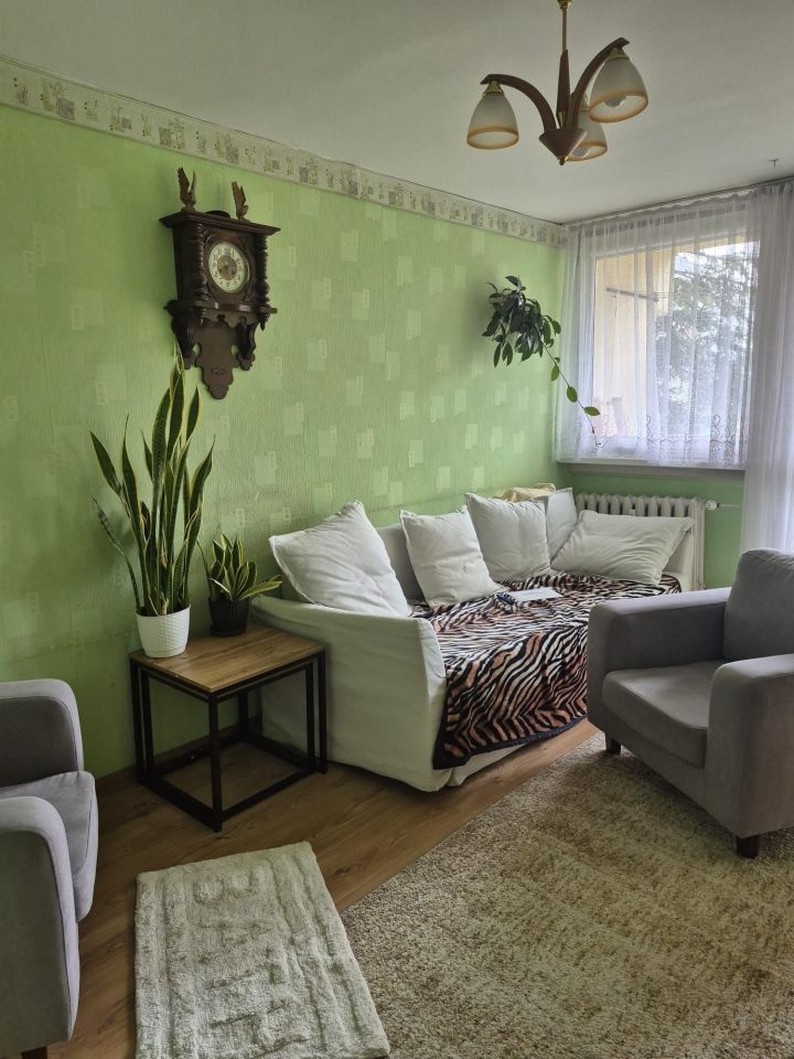 Mieszkanie 3-pokojowe Legnica. Zdjęcie 1