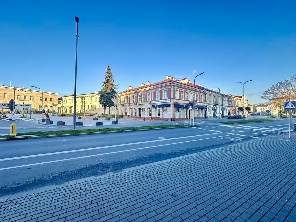 Nieruchomość komercyjna do wynajęcia          
          
            pl. Jana Kilińskiego          
          
            Rzeszów