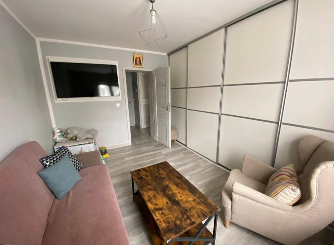 Mieszkanie 2-pokojowe Dzierżoniów, ul. gen. Stefana Grota-Roweckiego. Zdjęcie 2