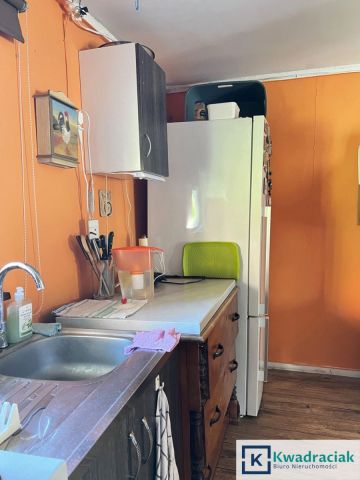 dom wolnostojący, 2 pokoje Czermna. Zdjęcie 11