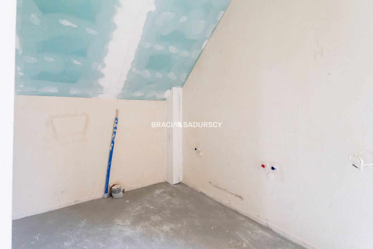 dom wolnostojący, 4 pokoje Ujazd. Zdjęcie 17