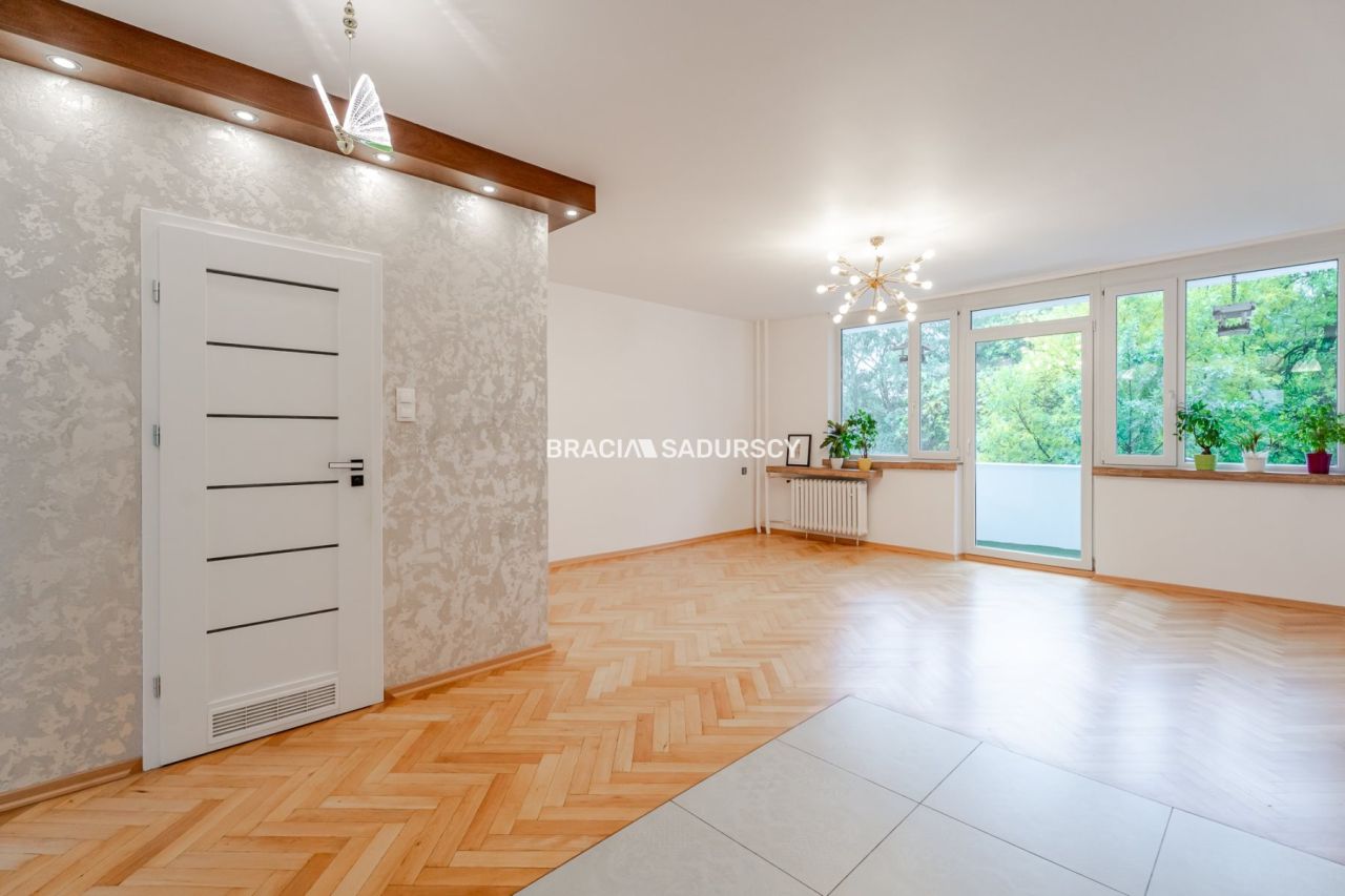 Mieszkanie 2-pokojowe Kraków Nowa Huta, os. Szklane Domy. Zdjęcie 3