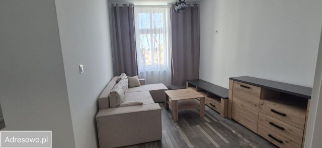 Mieszkanie 2-pokojowe Bytom Śródmieście, ul. Powstańców Warszawskich. Zdjęcie 1