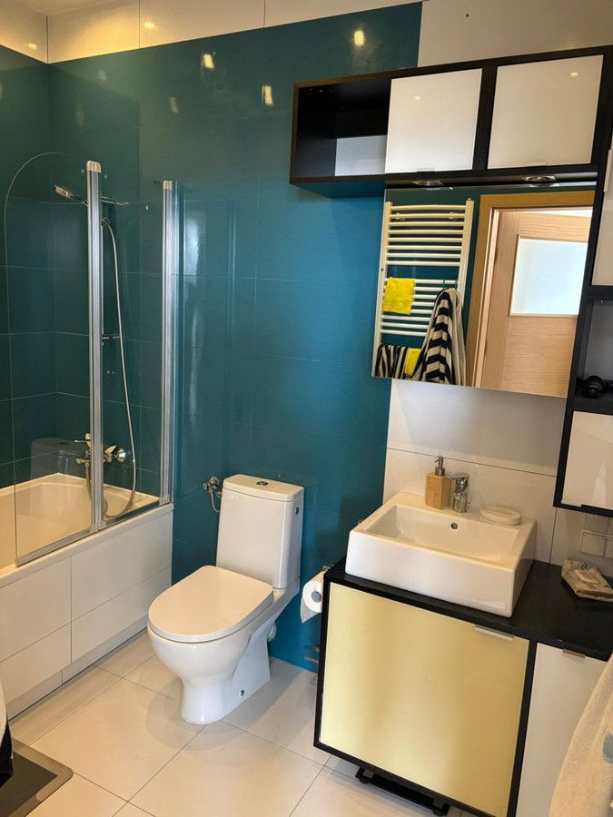 Mieszkanie 4-pokojowe Kielanówka. Zdjęcie 13