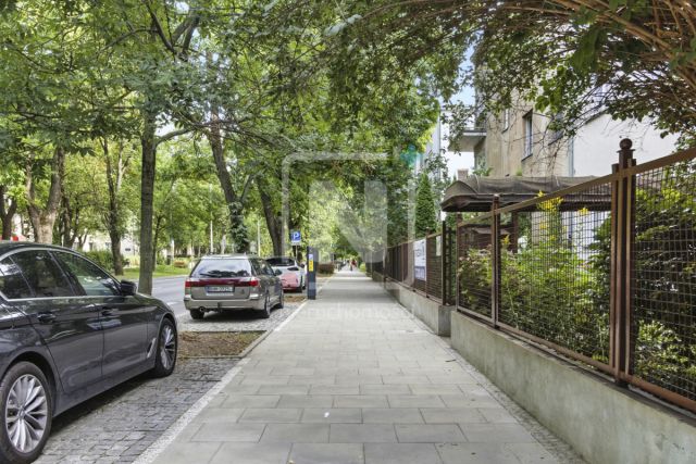 Mieszkanie 4-pokojowe Warszawa Praga-Południe, ul. Saska. Zdjęcie 1