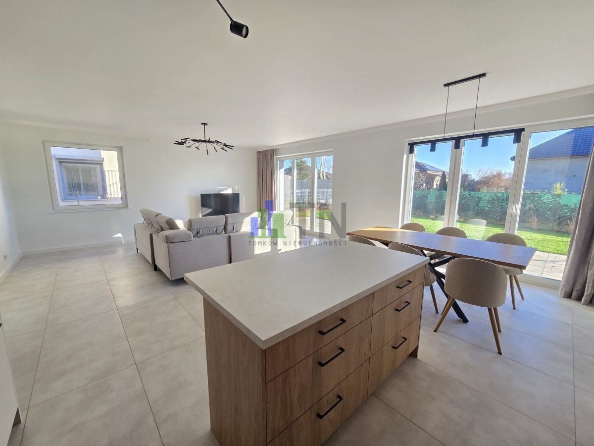 Mieszkanie 3-pokojowe Kamieniec Wrocławski. Zdjęcie 2