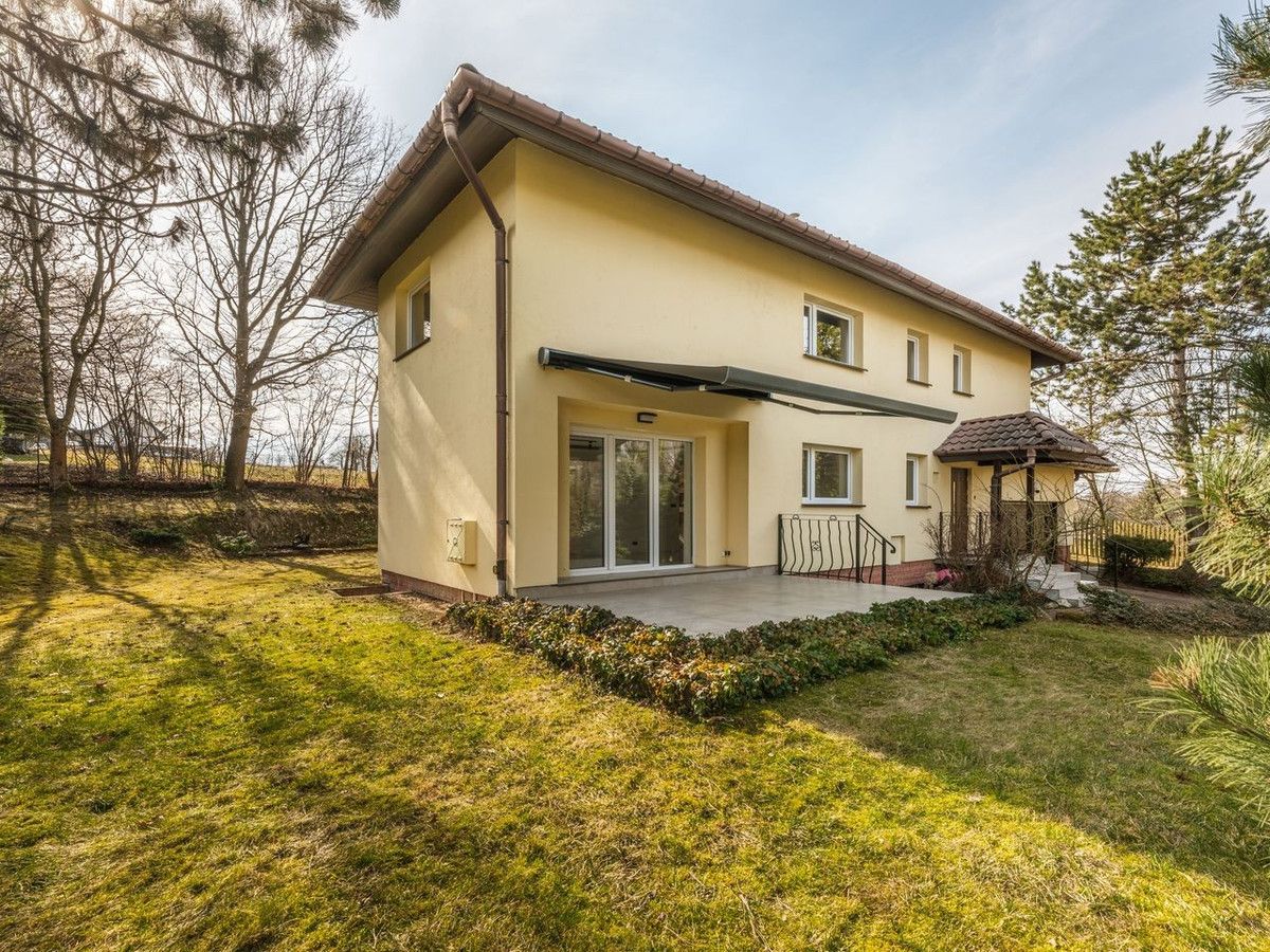 Dom, 280 m²