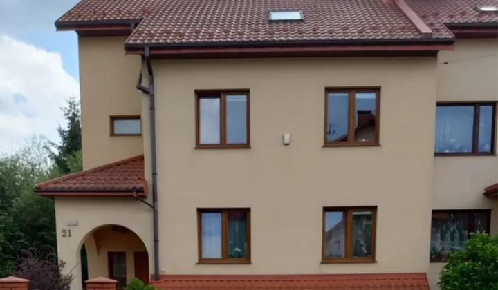 dom szeregowy, 8 pokoi Kielce