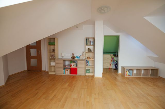 dom wolnostojący, 6 pokoi Stanisławów Pierwszy. Zdjęcie 13