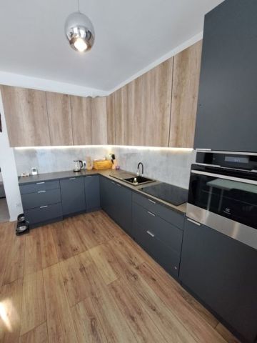 Mieszkanie 3-pokojowe Złotniki. Zdjęcie 7