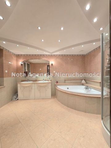 bliźniak, 6 pokoi Wałbrzych Piaskowa Góra. Zdjęcie 12