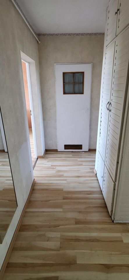 Mieszkanie 2-pokojowe Ostrowiec Świętokrzyski Rosochy, os. Rosochy. Zdjęcie 5
