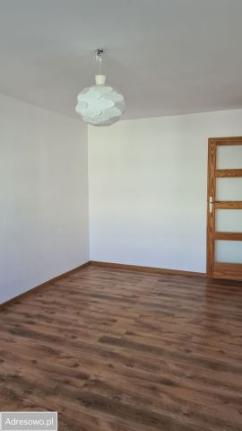 Mieszkanie 2-pokojowe Świebodzice, os. Sudeckie. Zdjęcie 1