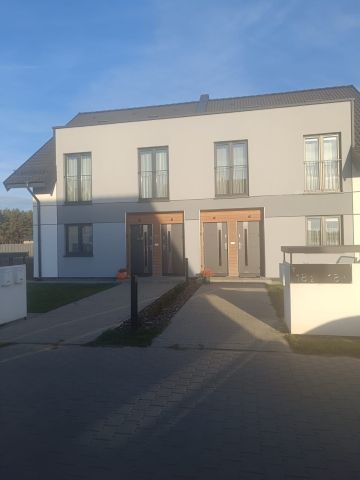 Mieszkanie 3-pokojowe Cekcyn Cekcynek. Zdjęcie 1