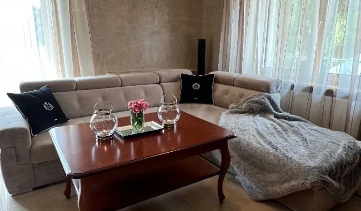 dom wolnostojący, 8 pokoi Gierałcice