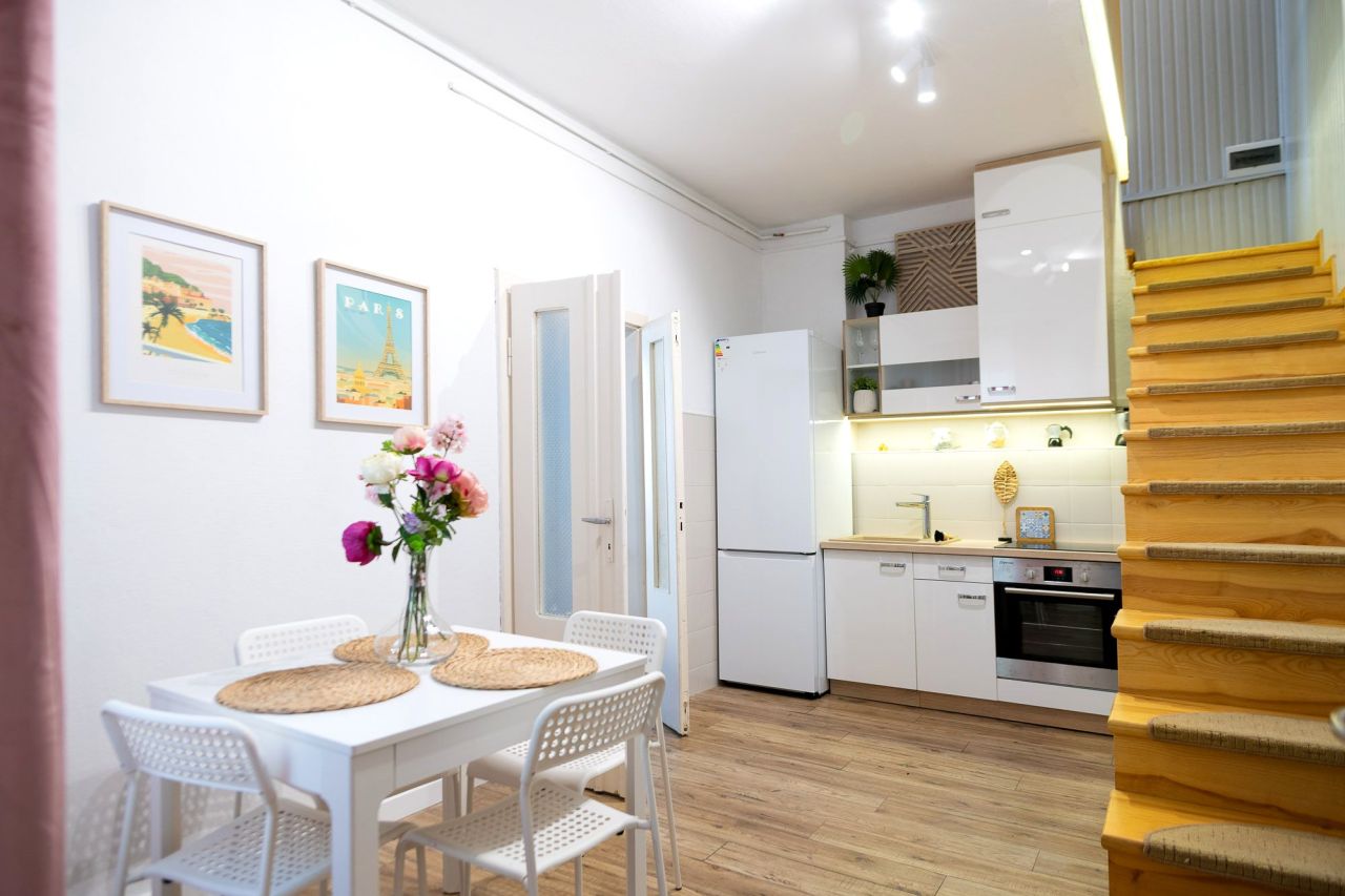 dom wolnostojący, 5 pokoi Sieradz, ul. Wojska Polskiego. Zdjęcie 3