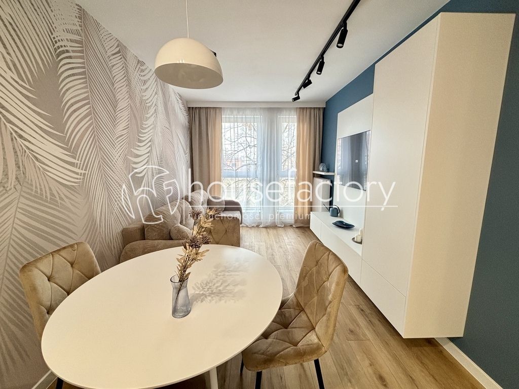 Mieszkanie 2-pokojowe Łódź, ul. Słowiańska. Zdjęcie 2