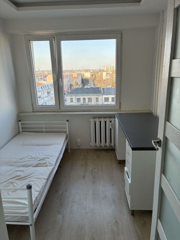 Mieszkanie 3-pokojowe Piotrków Trybunalski, ul. Juliusza Słowackiego. Zdjęcie 2