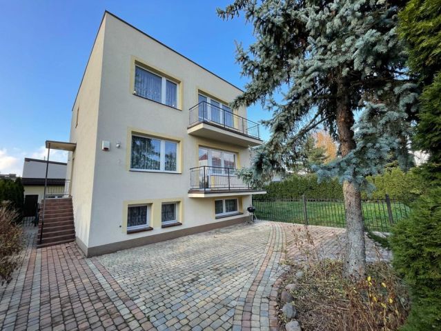 dom wolnostojący Warszawa Zacisze. Zdjęcie 1