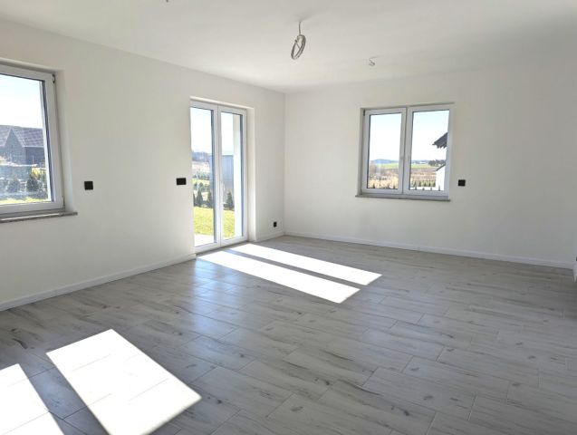 dom wolnostojący, 4 pokoje Rokocin. Zdjęcie 1