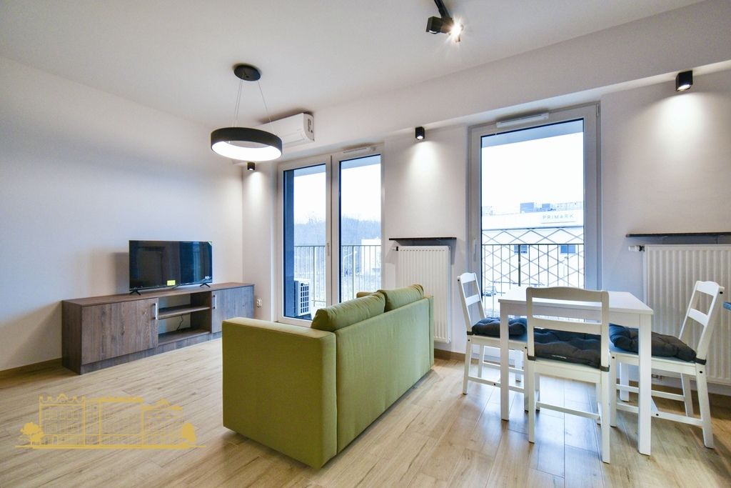 Mieszkanie 2-pokojowe Kraków, ul. Przyjaźni Polsko-Węgierskiej. Zdjęcie 3