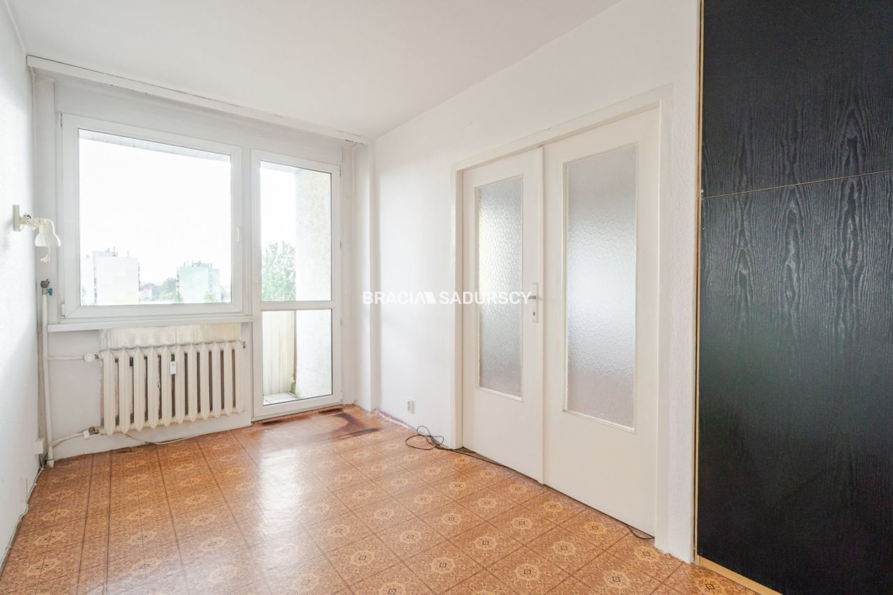 Mieszkanie 3-pokojowe Kraków, ul. Gołaśka. Zdjęcie 3