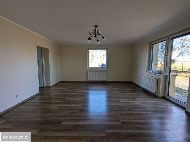 bliźniak, 2 pokoje Warnino. Zdjęcie 1